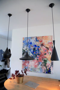 Roses and champagne 130x133 cm